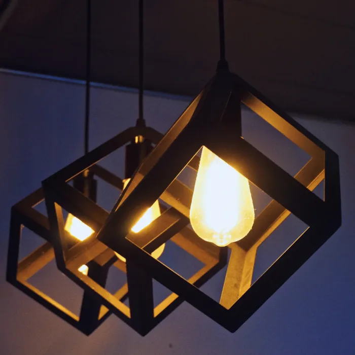 Cube Metal Kafes Sarkıt